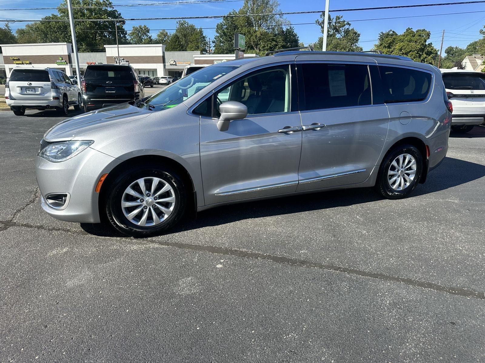 Chrysler Pacifica Touring-L 2018