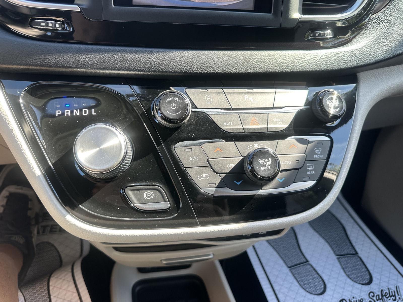 Chrysler Pacifica Touring-L 2018