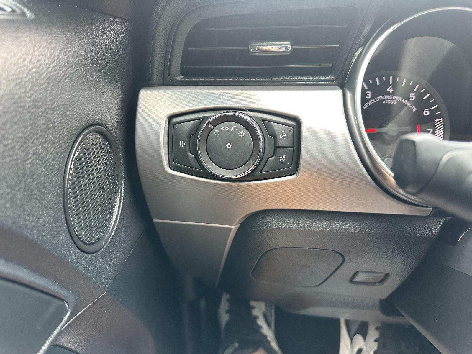 Ford Mustang EcoBoost Premium Coupe 2018