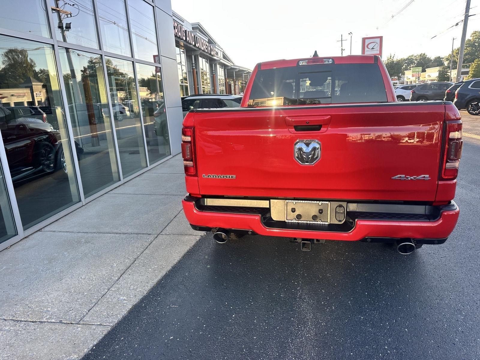 RAM 1500 Laramie Crew Cab SWB 4WD 2021