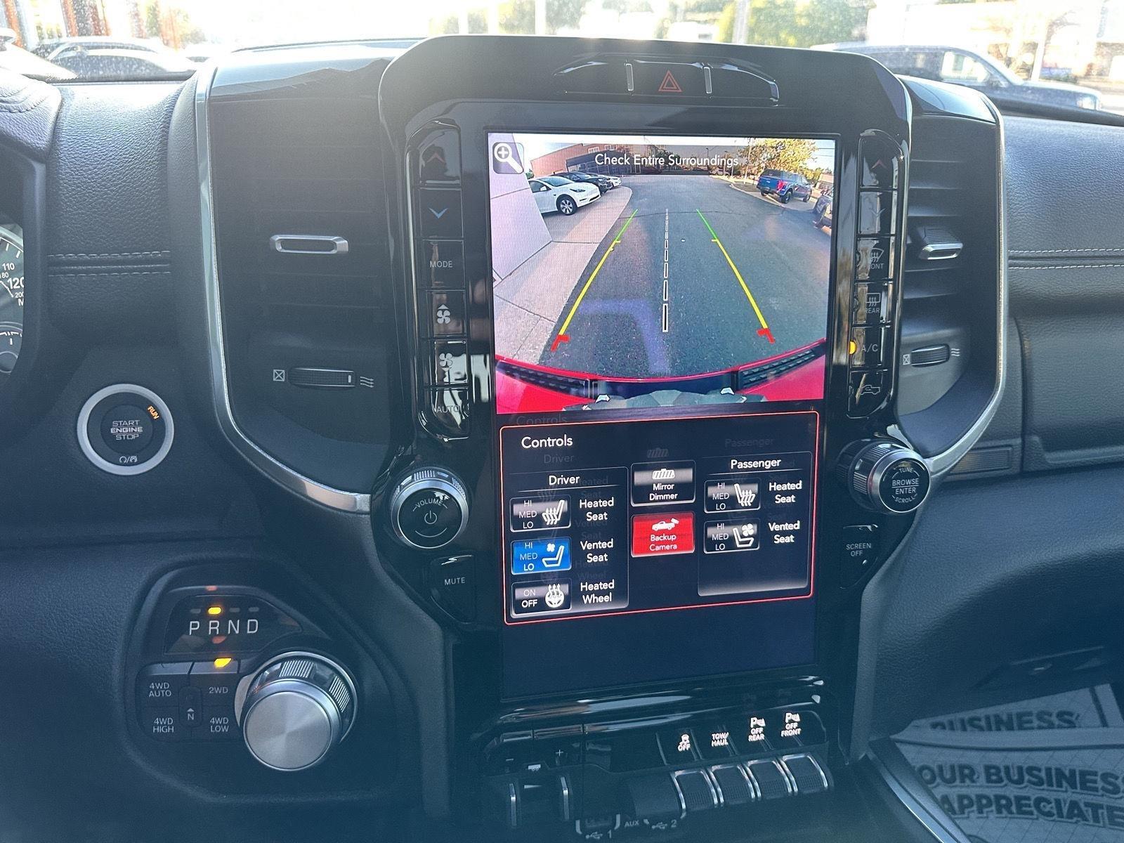 RAM 1500 Laramie Crew Cab SWB 4WD 2021
