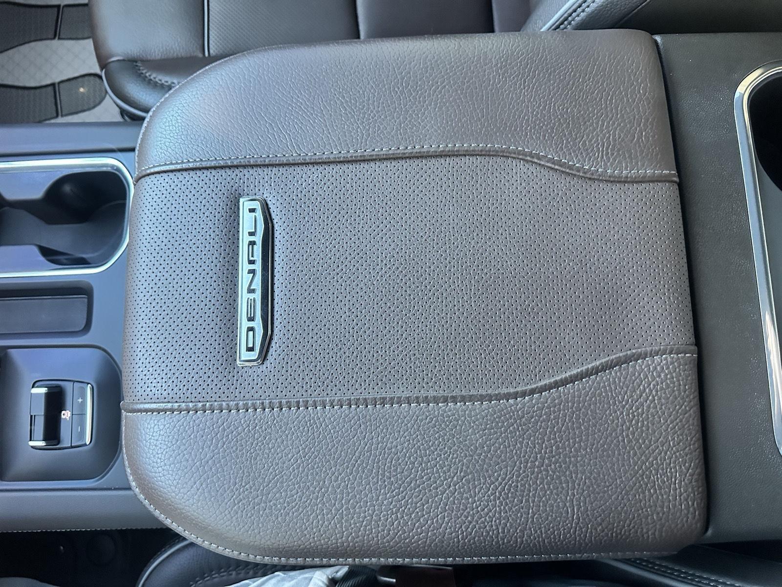 GMC Sierra photo 29