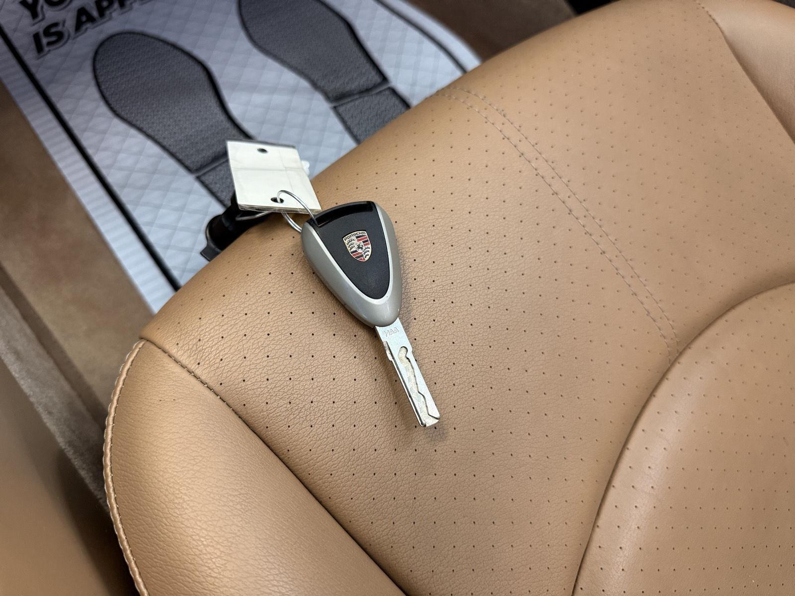 Porsche Boxster Base 2008