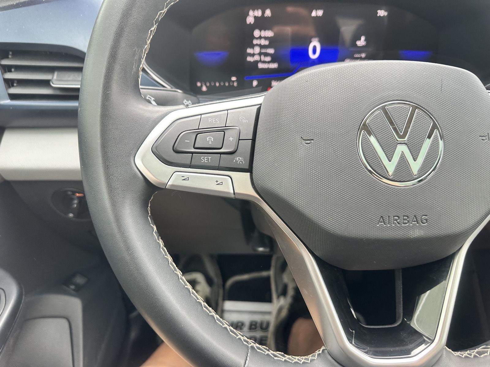 Volkswagen Taos SEL 4MOTION 2023
