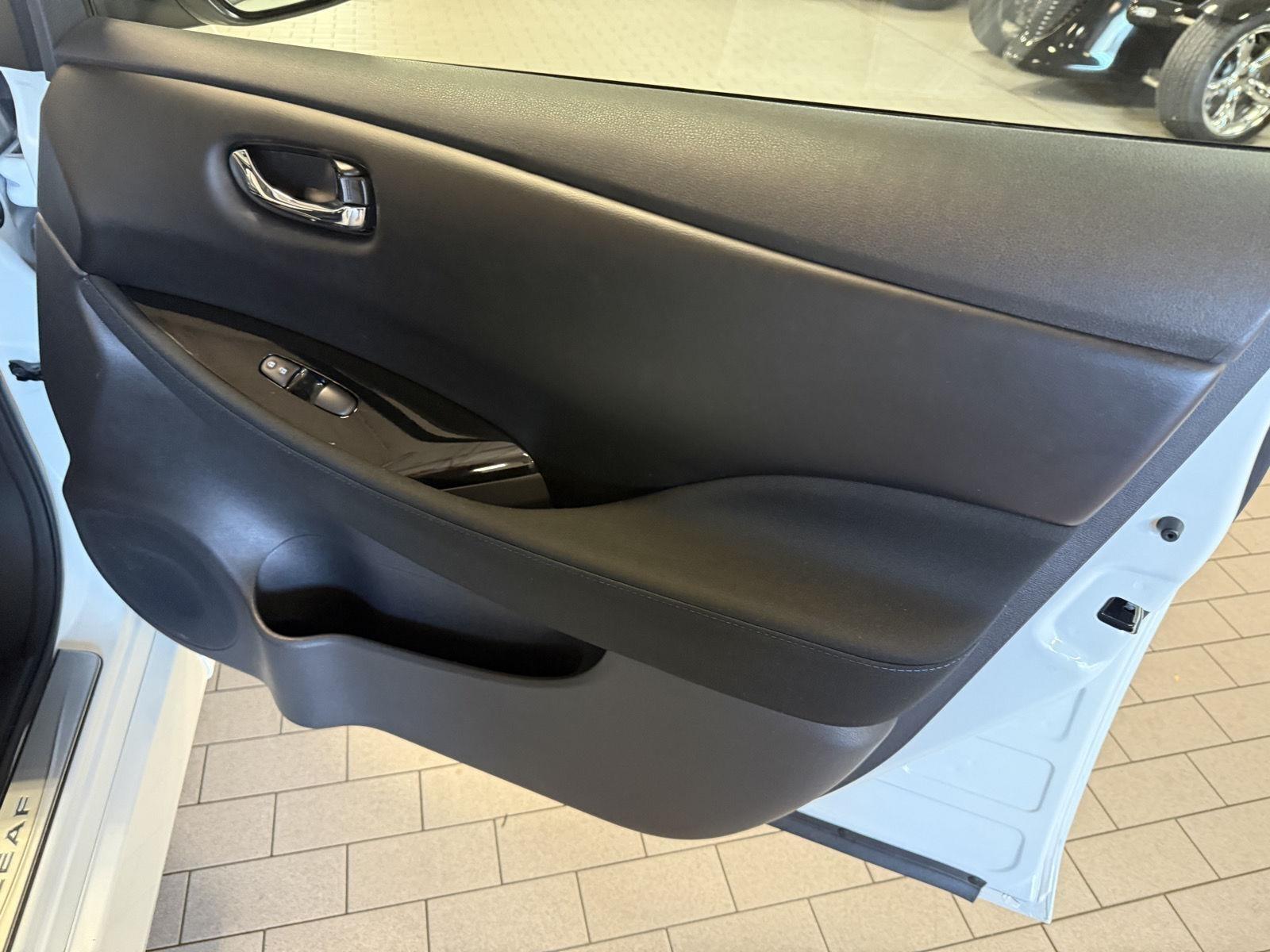 Nissan Leaf SV Plus 2025