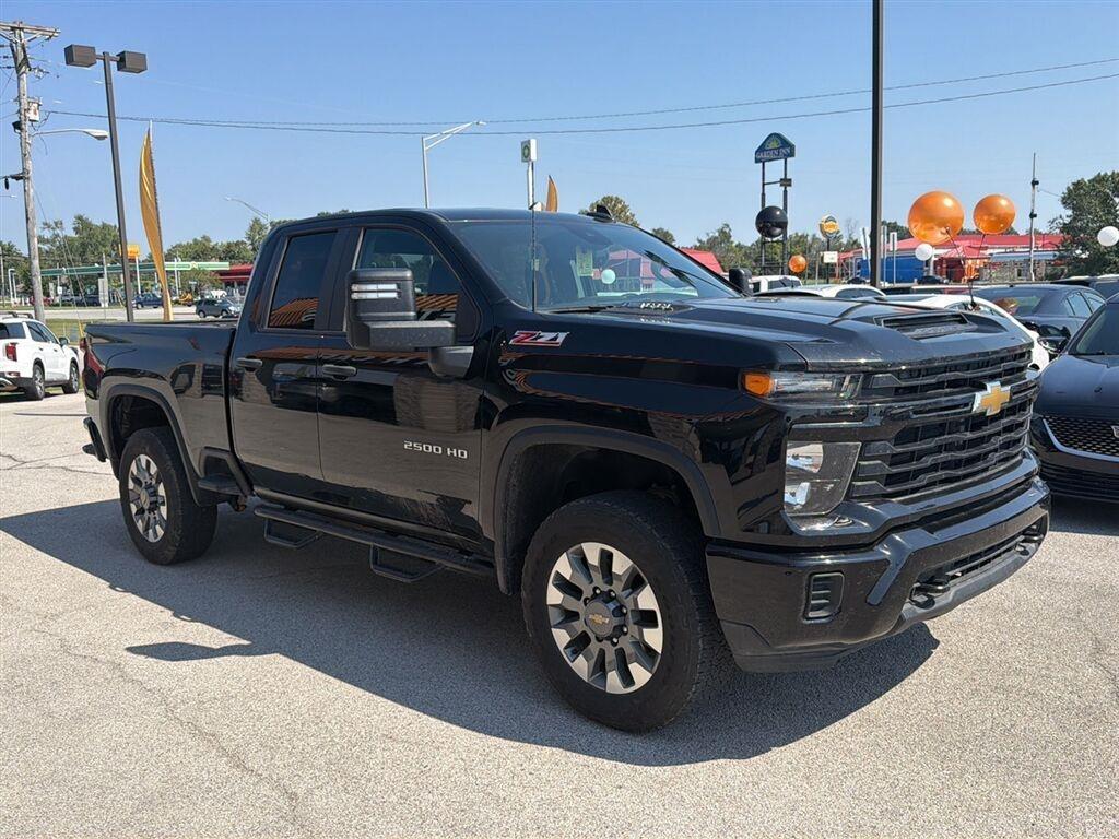 Chevrolet Silverado 2500HD Custom Double Cab Long Box 4WD 2025