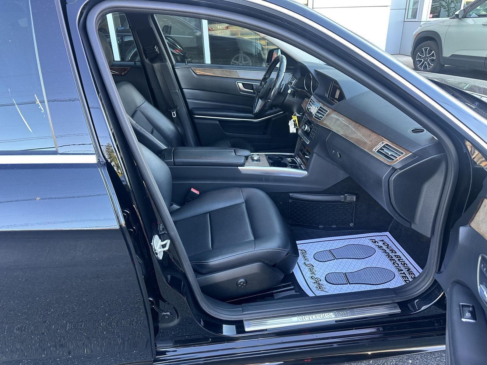 Mercedes-Benz E-Class E350 4MATIC Sedan 2014