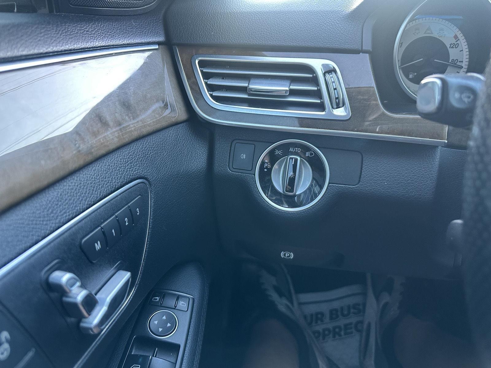 Mercedes-Benz E-Class E350 4MATIC Sedan 2014