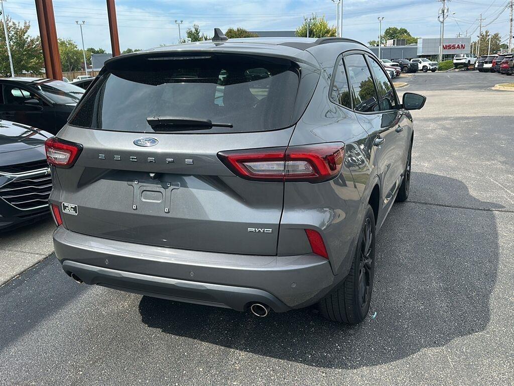 Ford Escape ST-Line Elite AWD 2023
