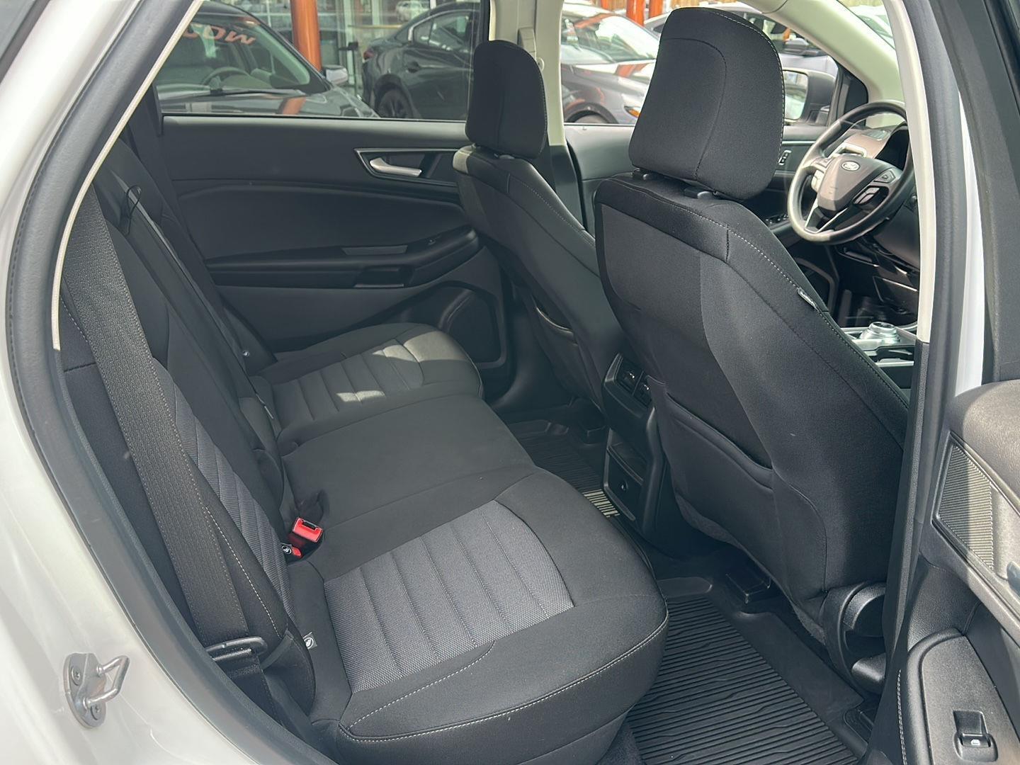 Ford Edge SE 2024