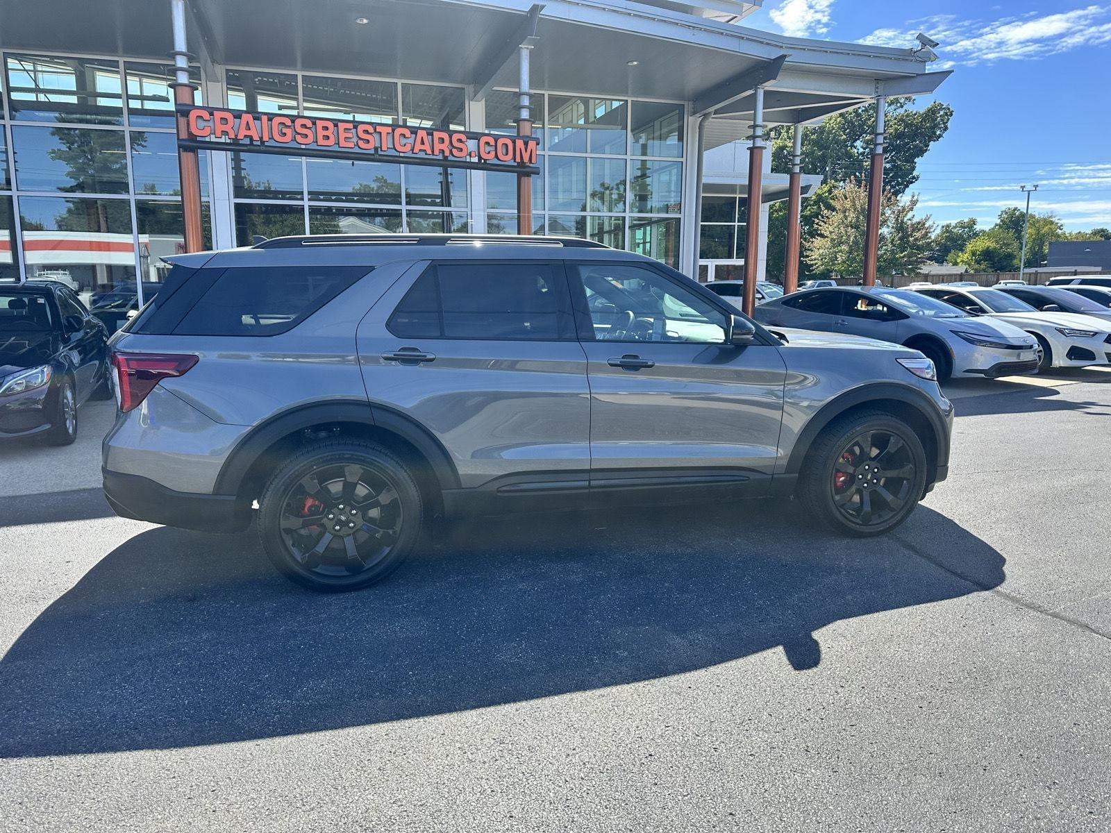 2023 Ford Explorer ST AWD