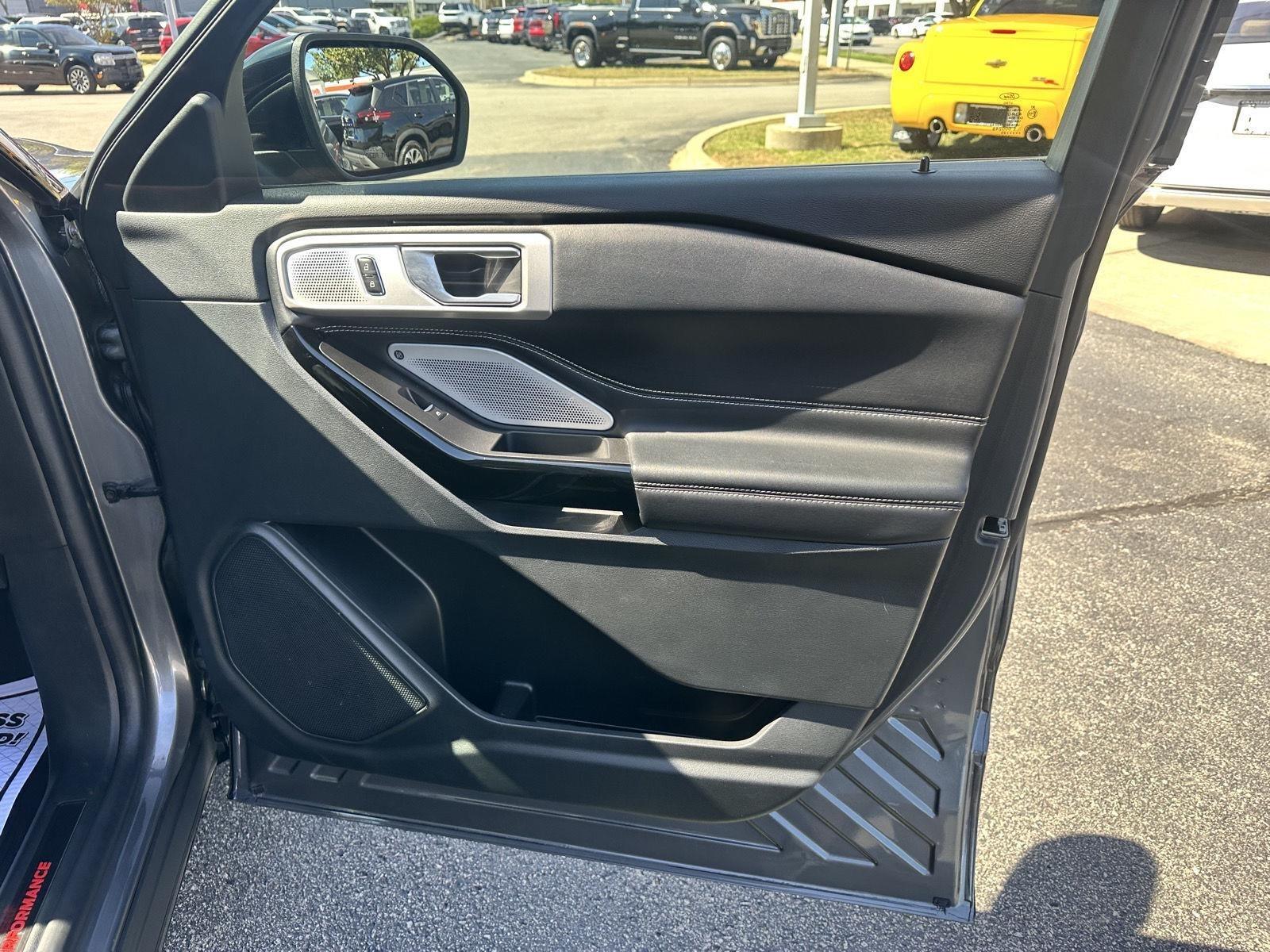 Ford Explorer ST AWD 2023