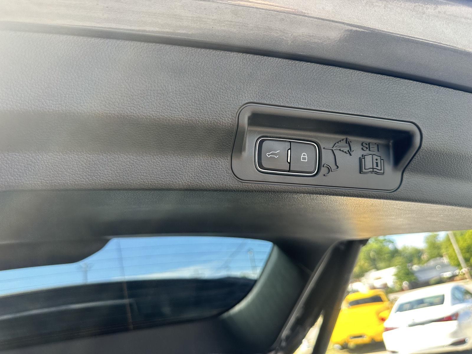 Ford Explorer ST AWD 2023