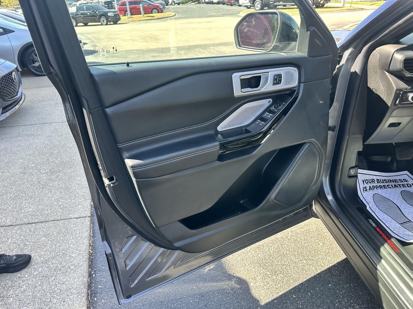 Ford Explorer ST AWD 2023