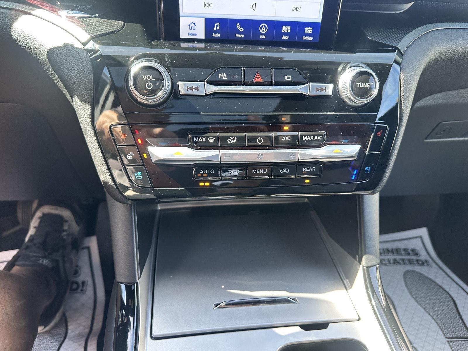 Ford Explorer ST AWD 2023