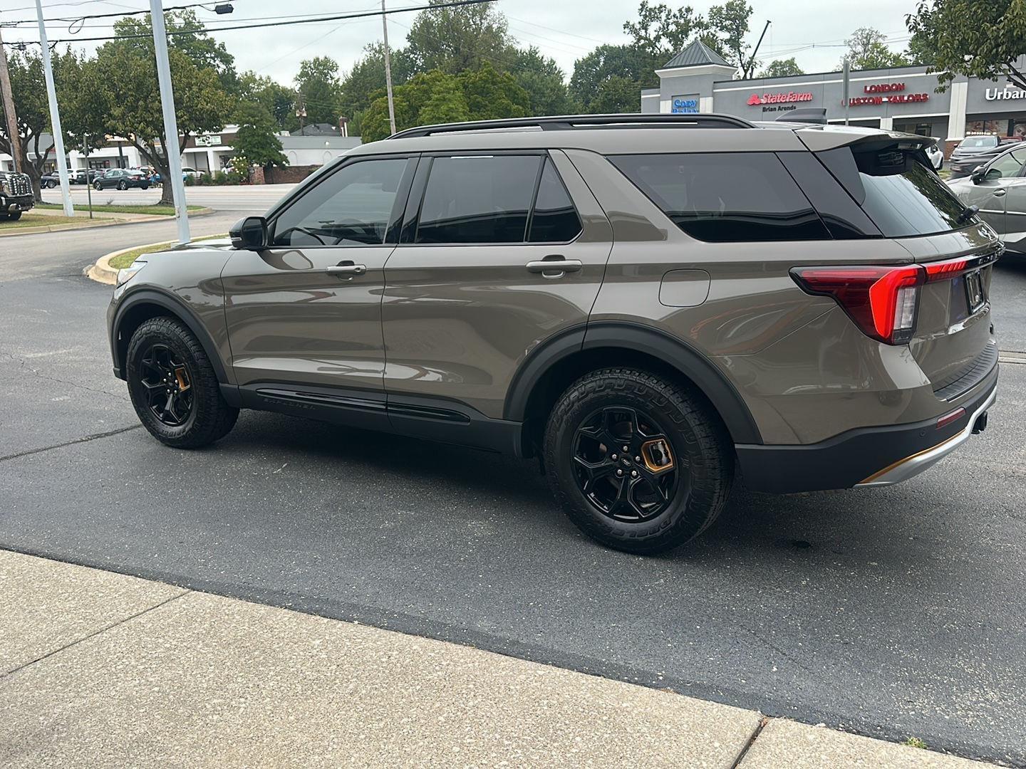 Ford Explorer Tremor AWD 2026