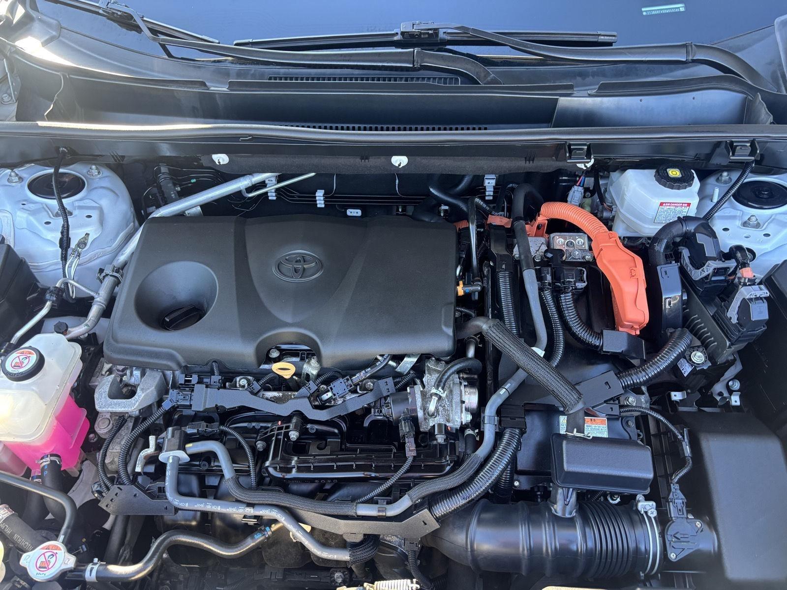 Toyota RAV4 Hybrid XLE Premium 2024