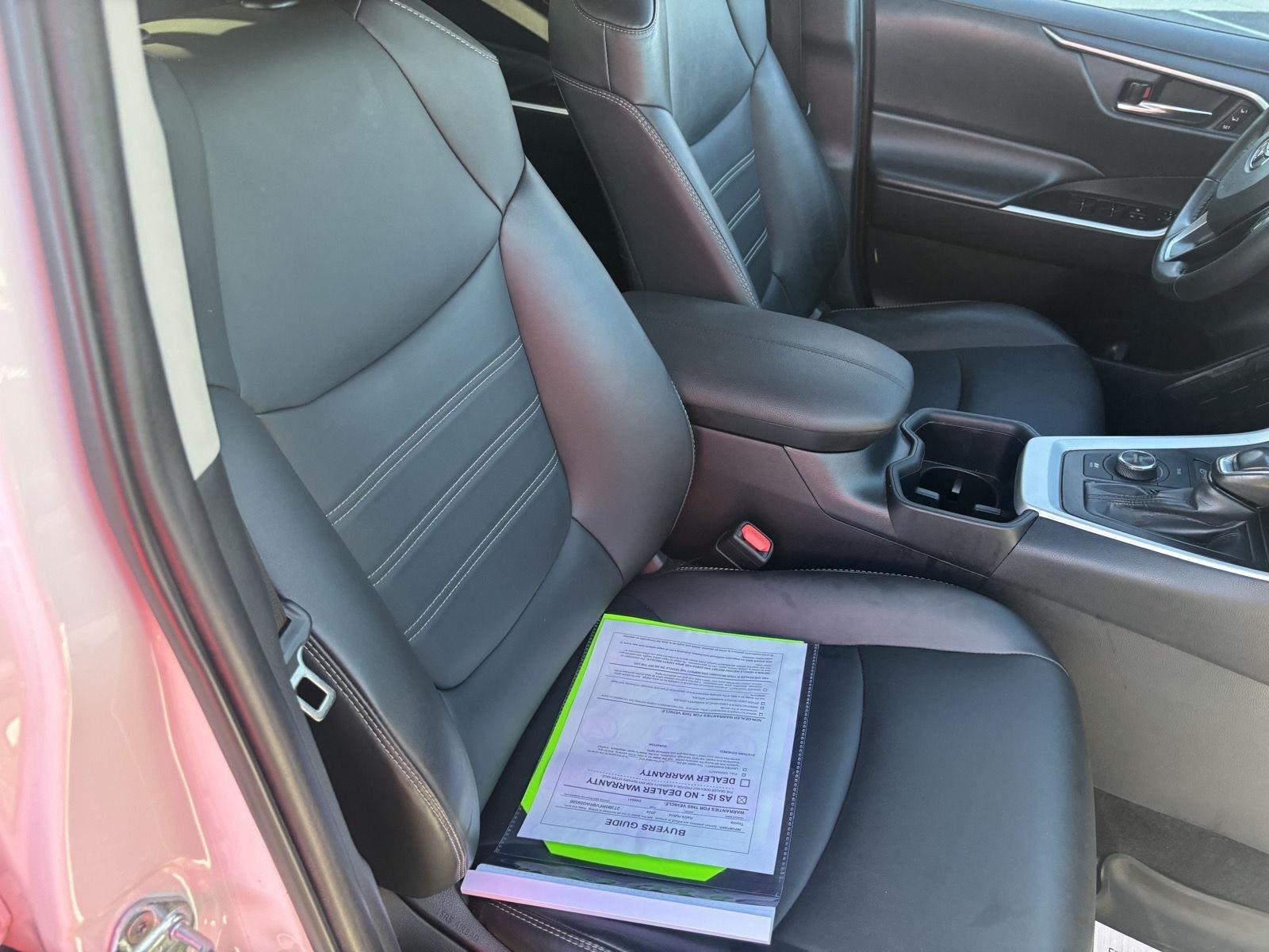 Toyota RAV4 Hybrid XLE Premium 2024