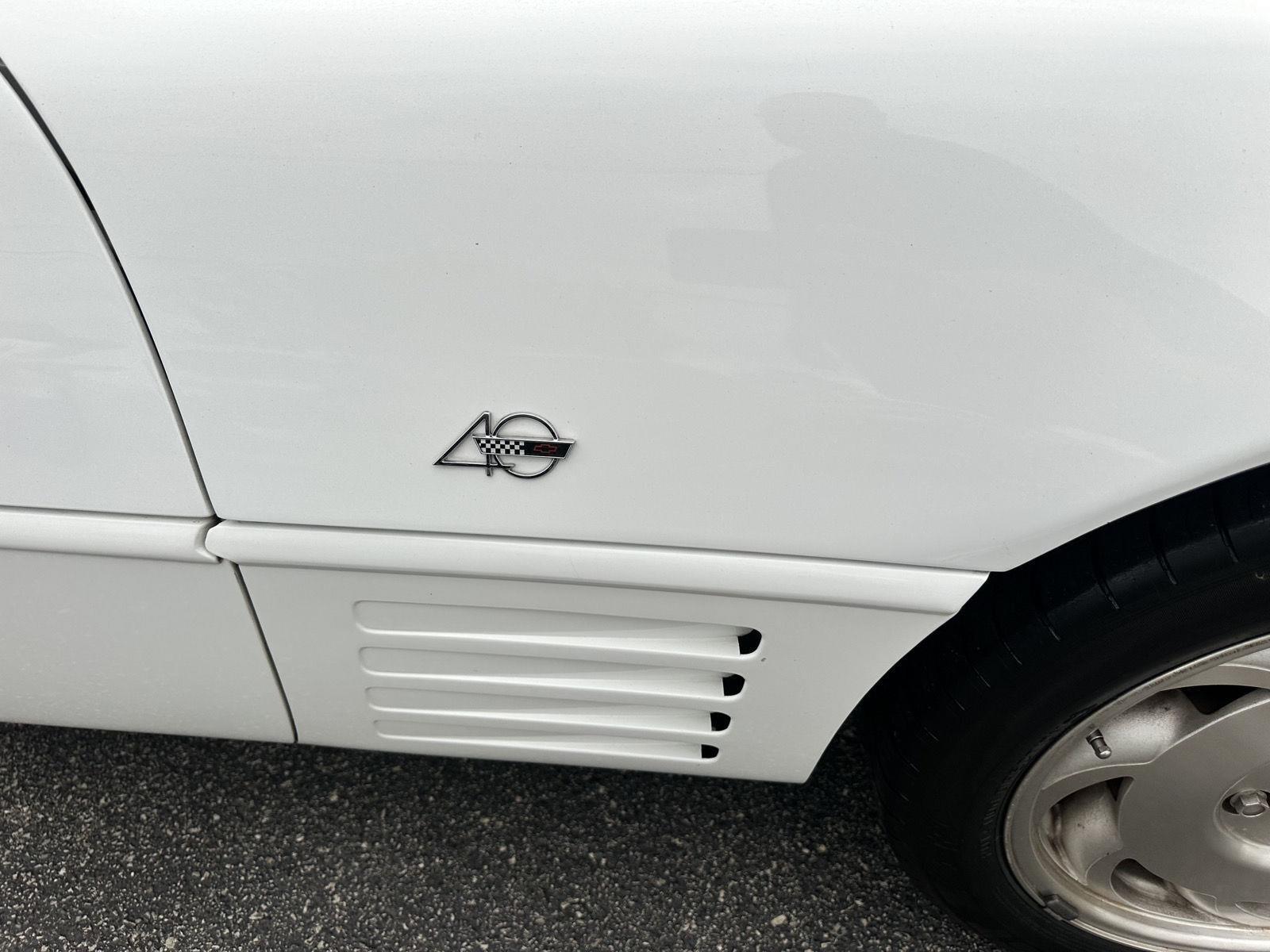 Chevrolet Corvette Convertible 1993