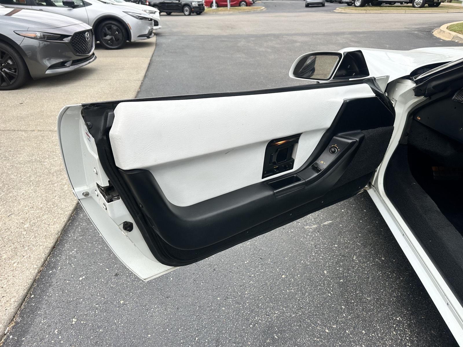 Chevrolet Corvette Convertible 1993