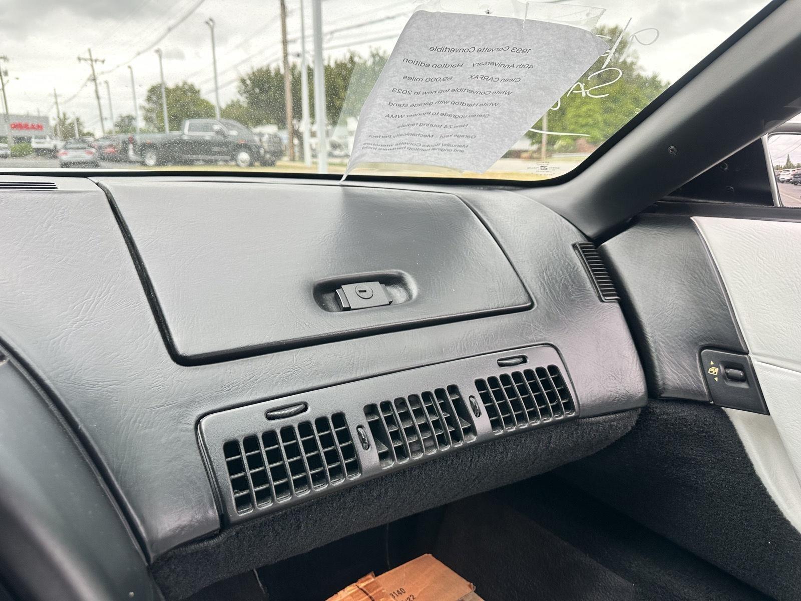 Chevrolet Corvette Convertible 1993