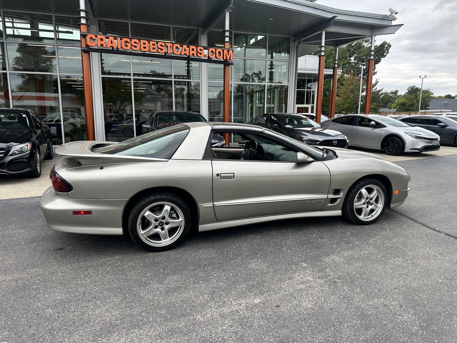 Pontiac Firebird Formula Coupe 2002