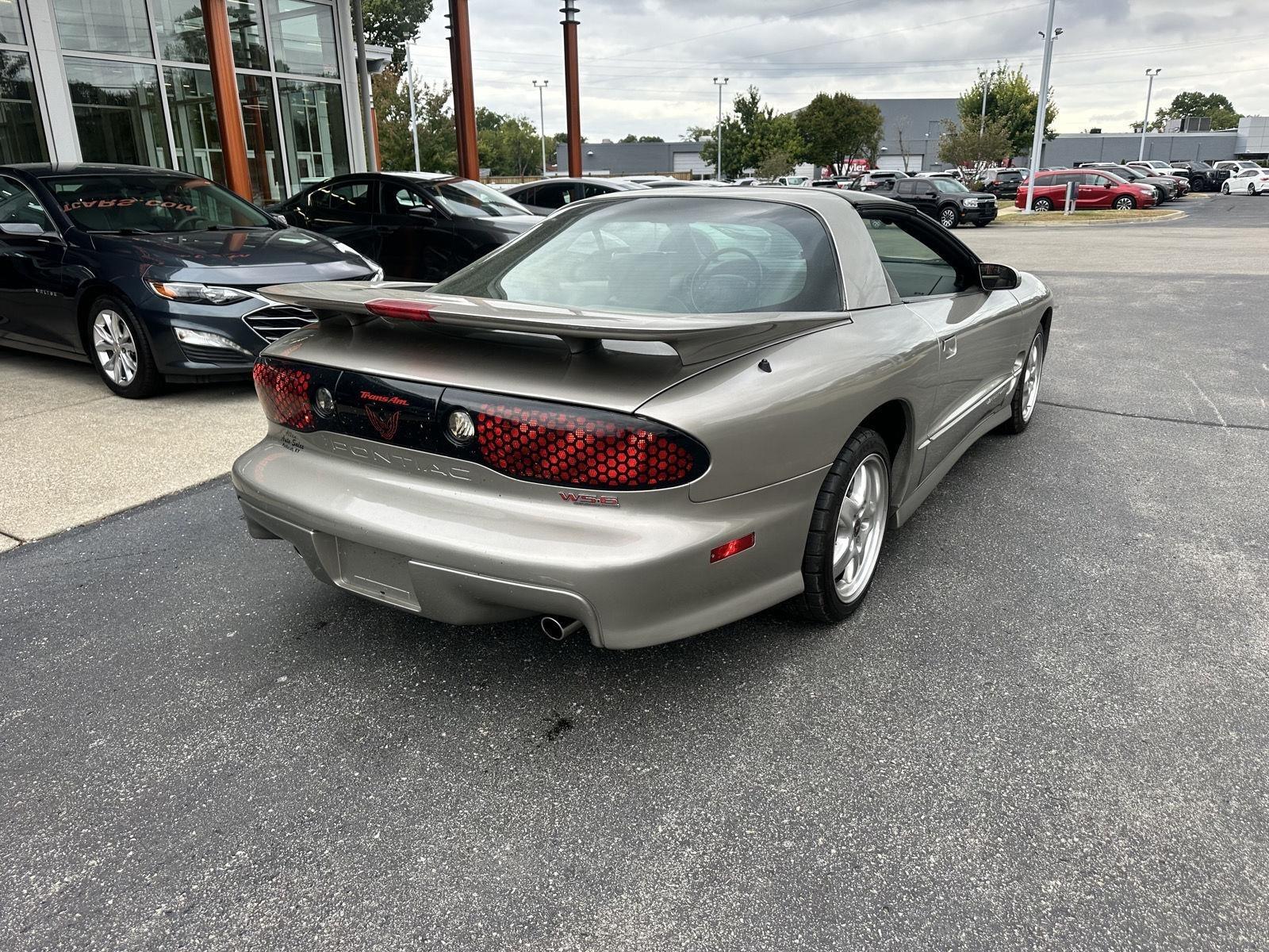 Pontiac Firebird Formula Coupe 2002