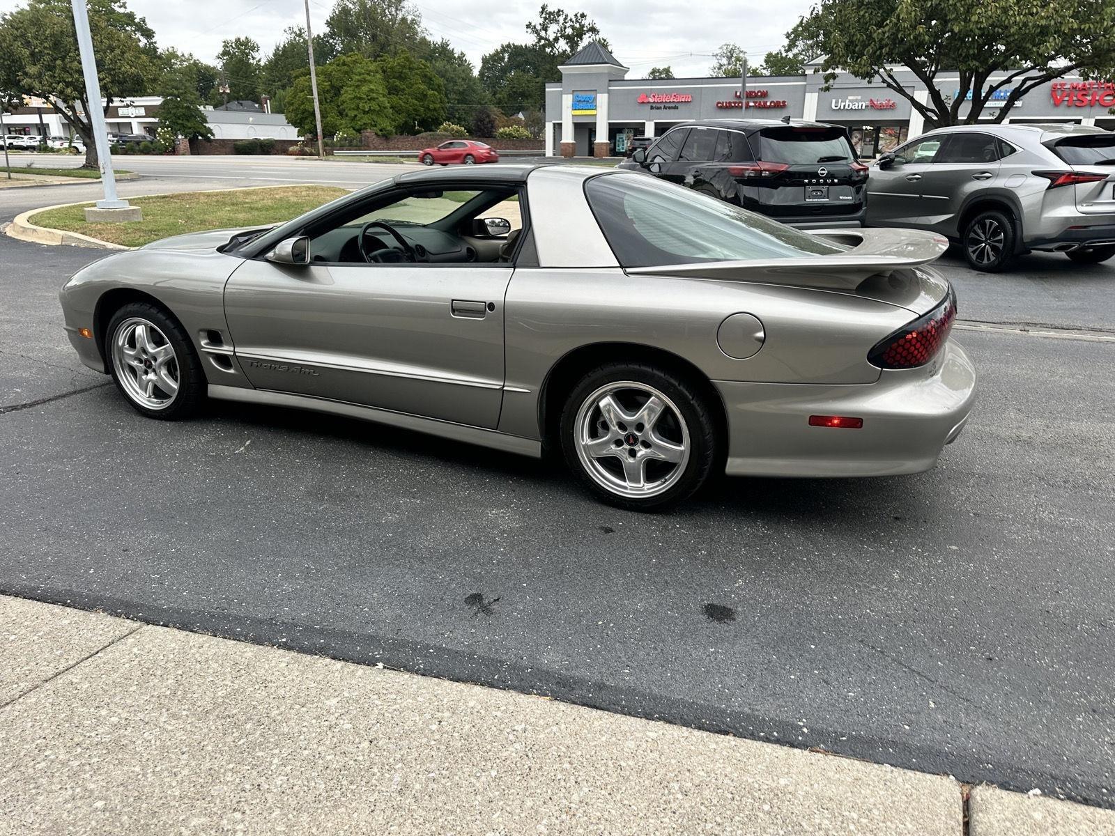 Pontiac Firebird Formula Coupe 2002