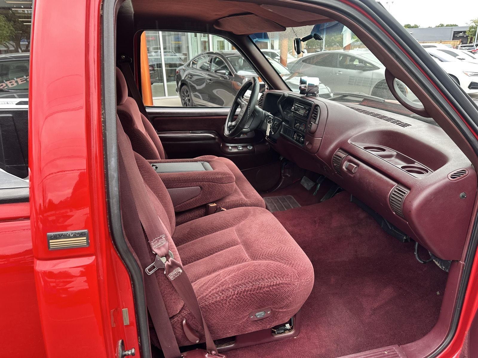 Chevrolet C/K 1500 Reg. Cab 6.5-ft. bed 2WD 1996