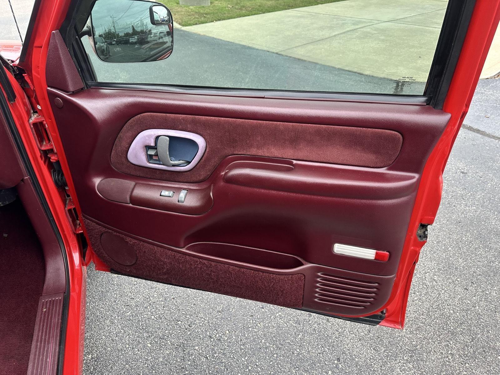 Chevrolet C/K 1500 Reg. Cab 6.5-ft. bed 2WD 1996