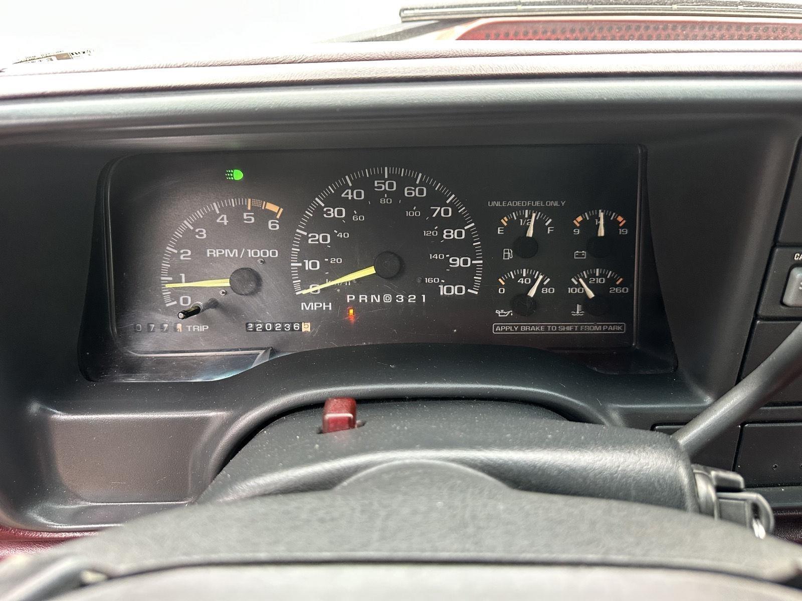 Chevrolet C/K 1500 Reg. Cab 6.5-ft. bed 2WD 1996