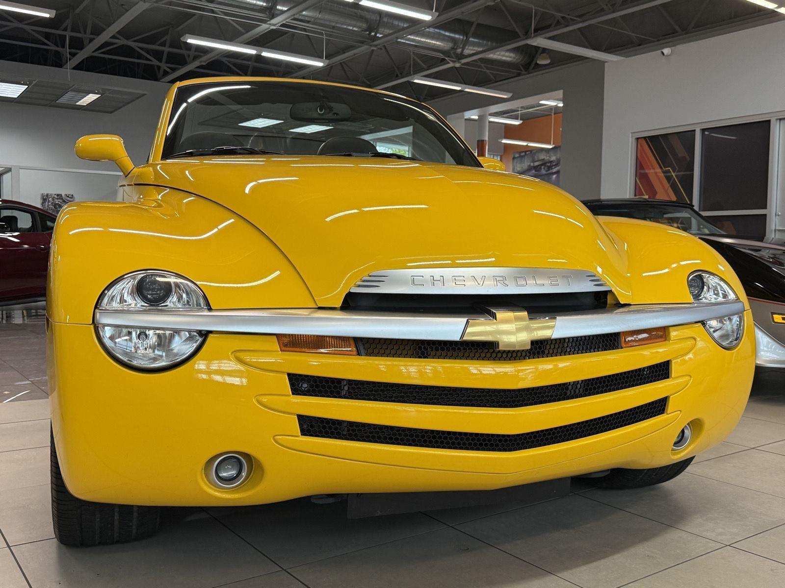 Chevrolet SSR Base 2004