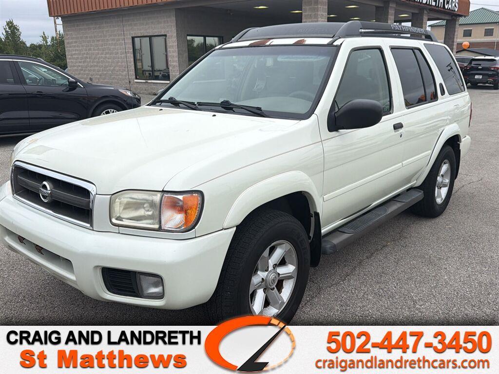 Nissan Pathfinder SE 4WD 2004