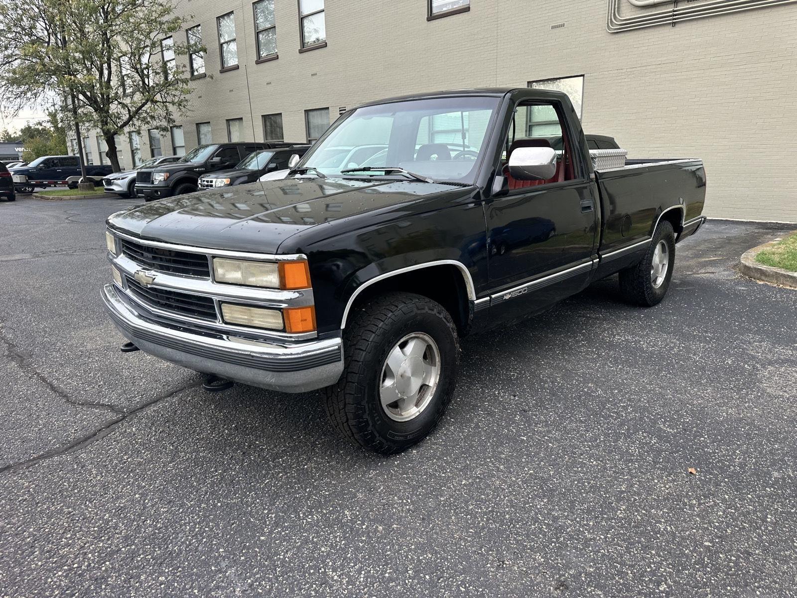 Chevrolet C/K 1500 Reg. Cab 6.5-ft. Bed 4WD 1994
