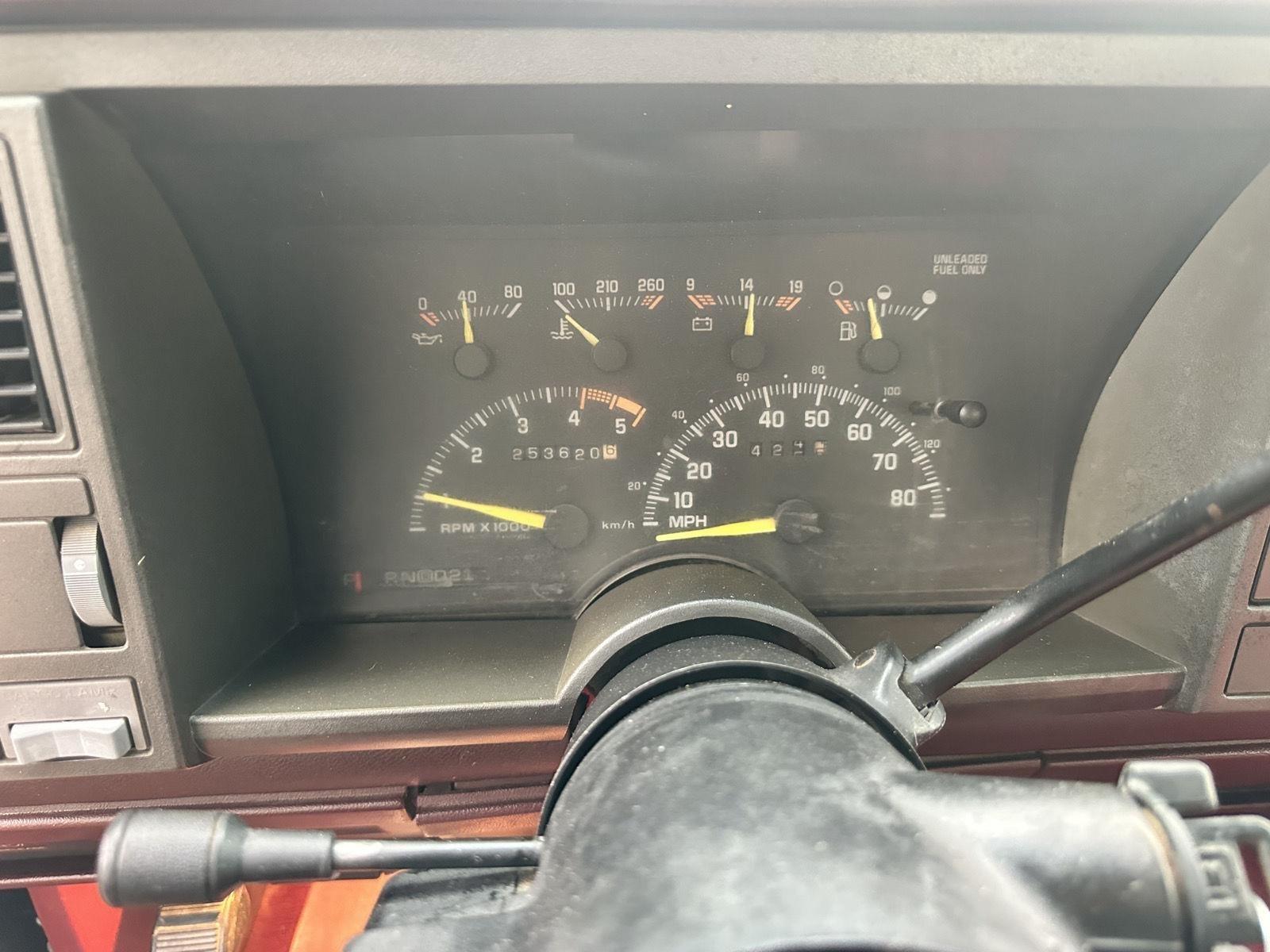Chevrolet C/K 1500 Reg. Cab 6.5-ft. Bed 4WD 1994