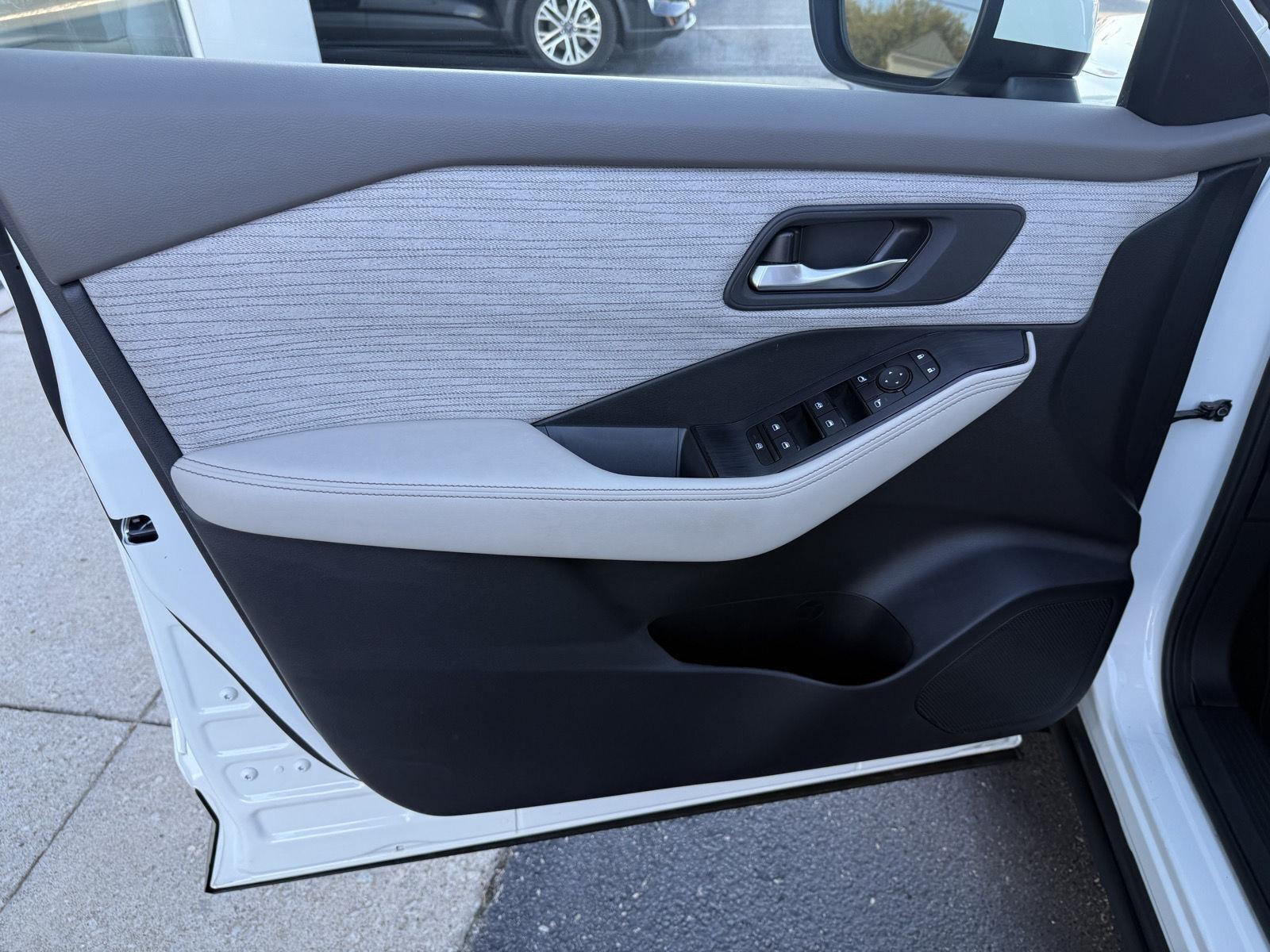 Nissan Rogue SV AWD 2023