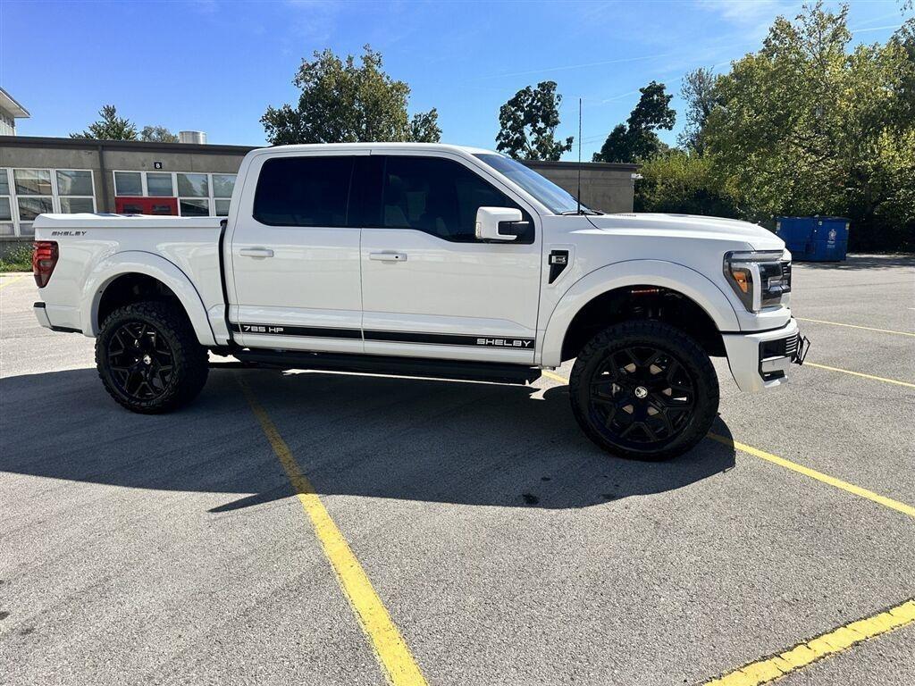 Ford F-150 Lariat SuperCrew 4WD 2025