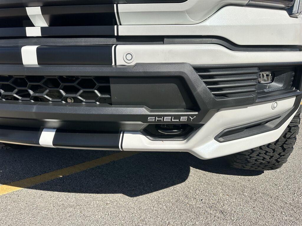 Ford F-150 Lariat SuperCrew 4WD 2025