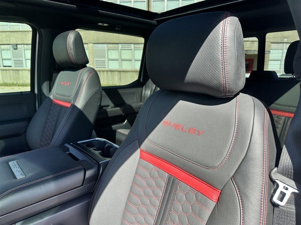 Ford F-150 Lariat SuperCrew 4WD 2025