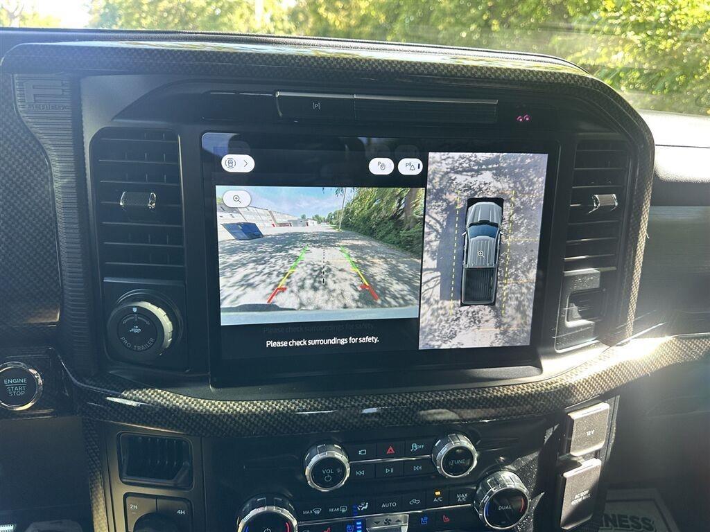 Ford F-150 Lariat SuperCrew 4WD 2025