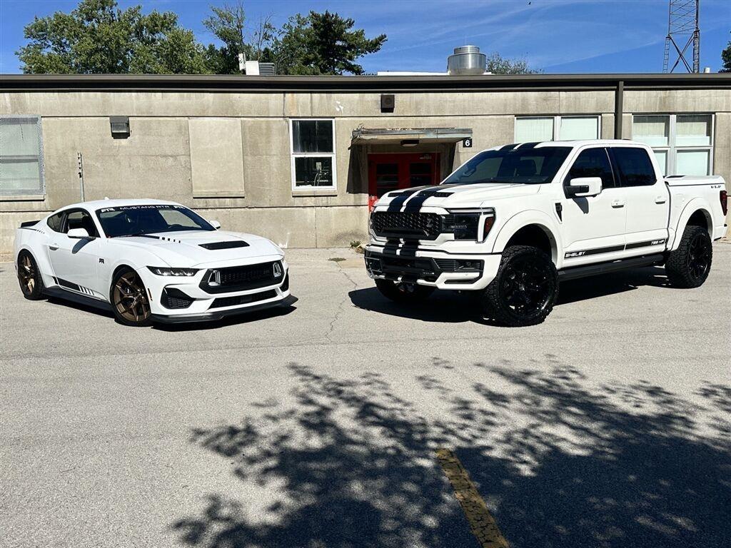 Ford F-150 Lariat SuperCrew 4WD 2025