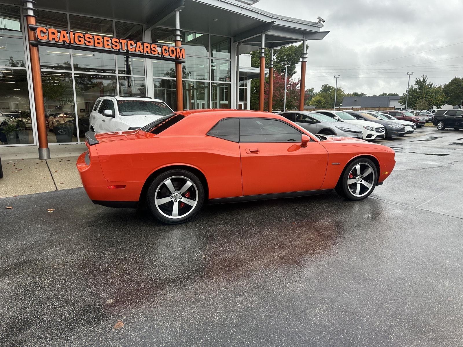 Dodge Challenger SRT8 2009