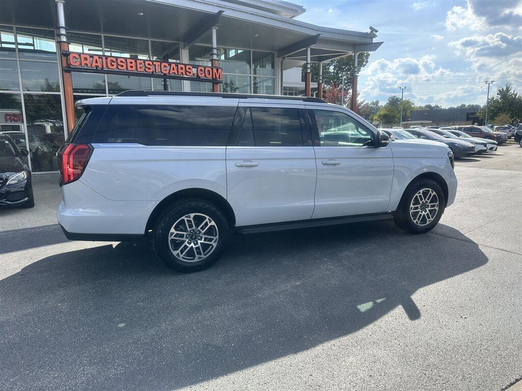 Ford Expedition MAX XLT 4WD 2025