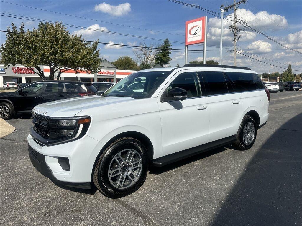 Ford Expedition MAX XLT 4WD 2025