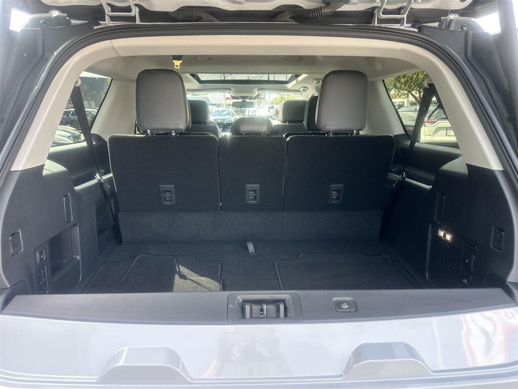 Ford Expedition MAX XLT 4WD 2025