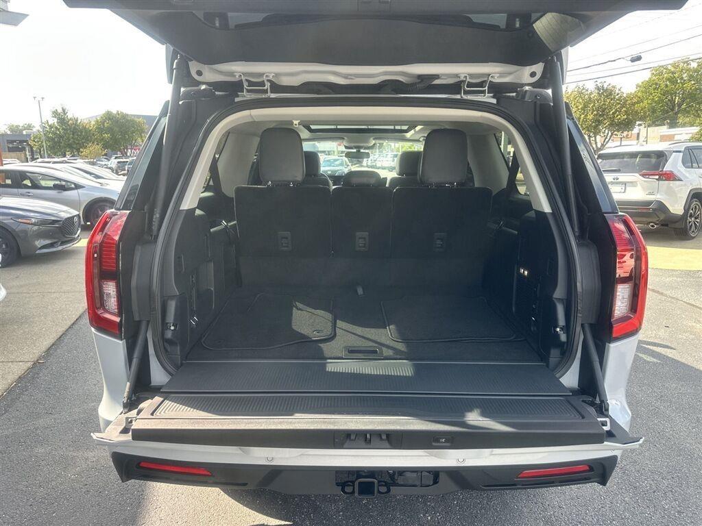 Ford Expedition MAX XLT 4WD 2025