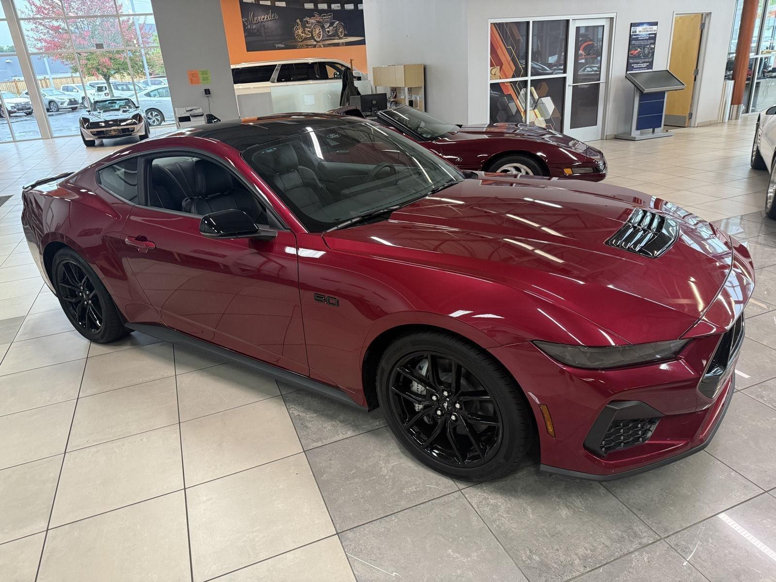 Ford Mustang GT Premium Coupe 2025