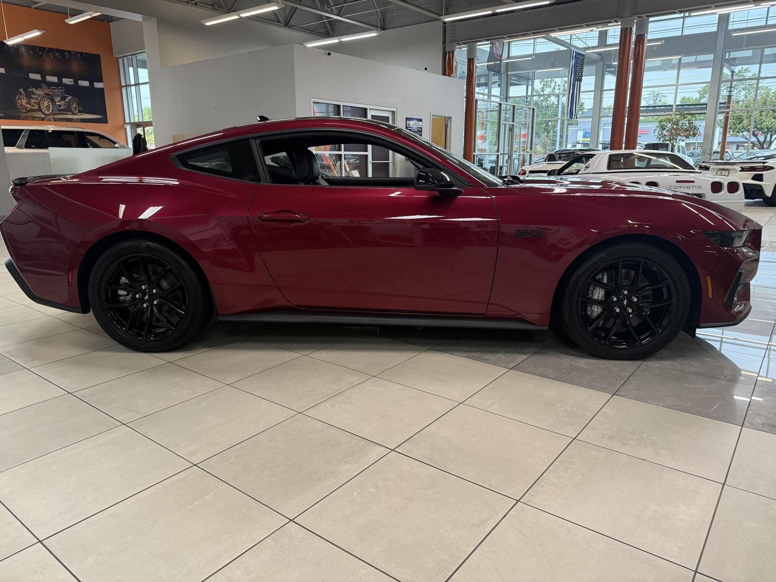 Ford Mustang GT Premium Coupe 2025