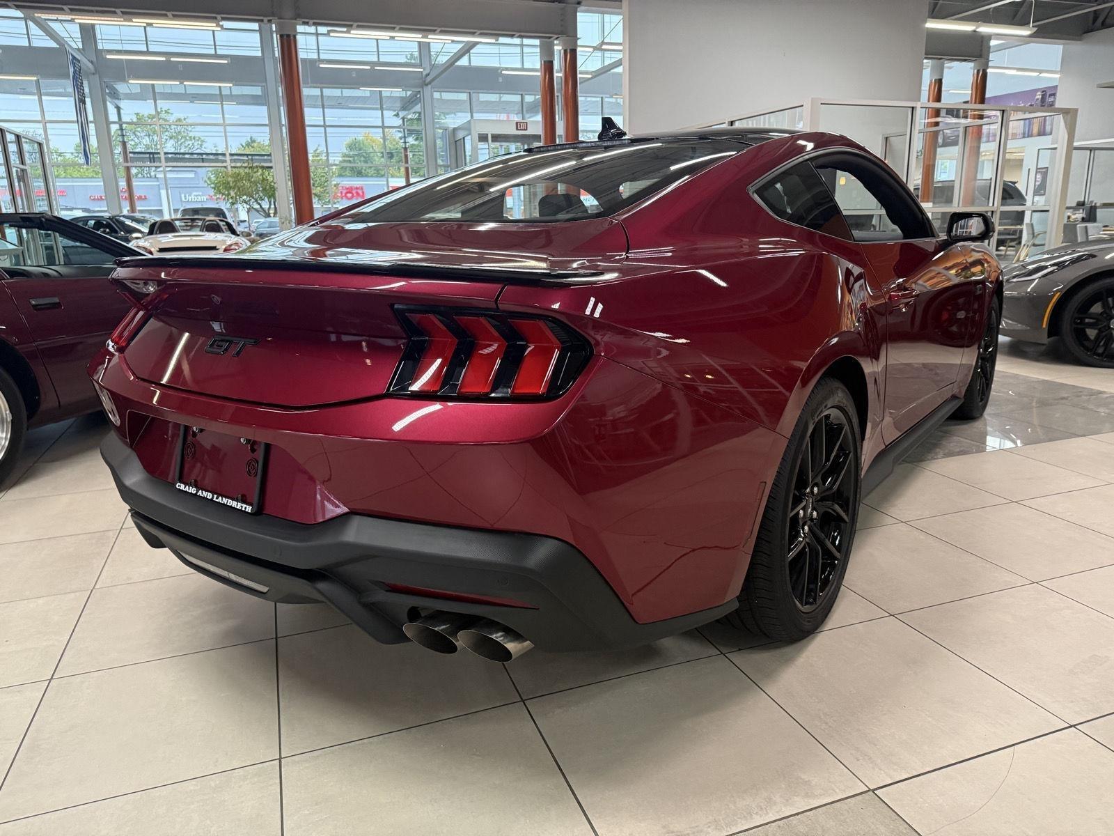 Ford Mustang GT Premium Coupe 2025