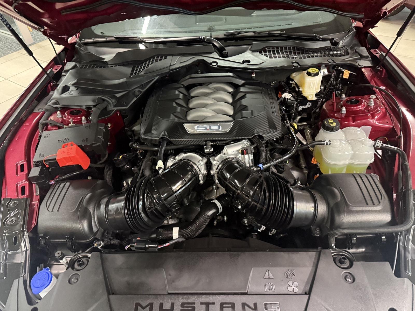 Ford Mustang GT Premium Coupe 2025